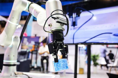 2023世界人工智能大會 前沿科技共繪‘未來’圖景，獨(dú)角獸企業(yè)通用大腦引領(lǐng)AI新紀(jì)元